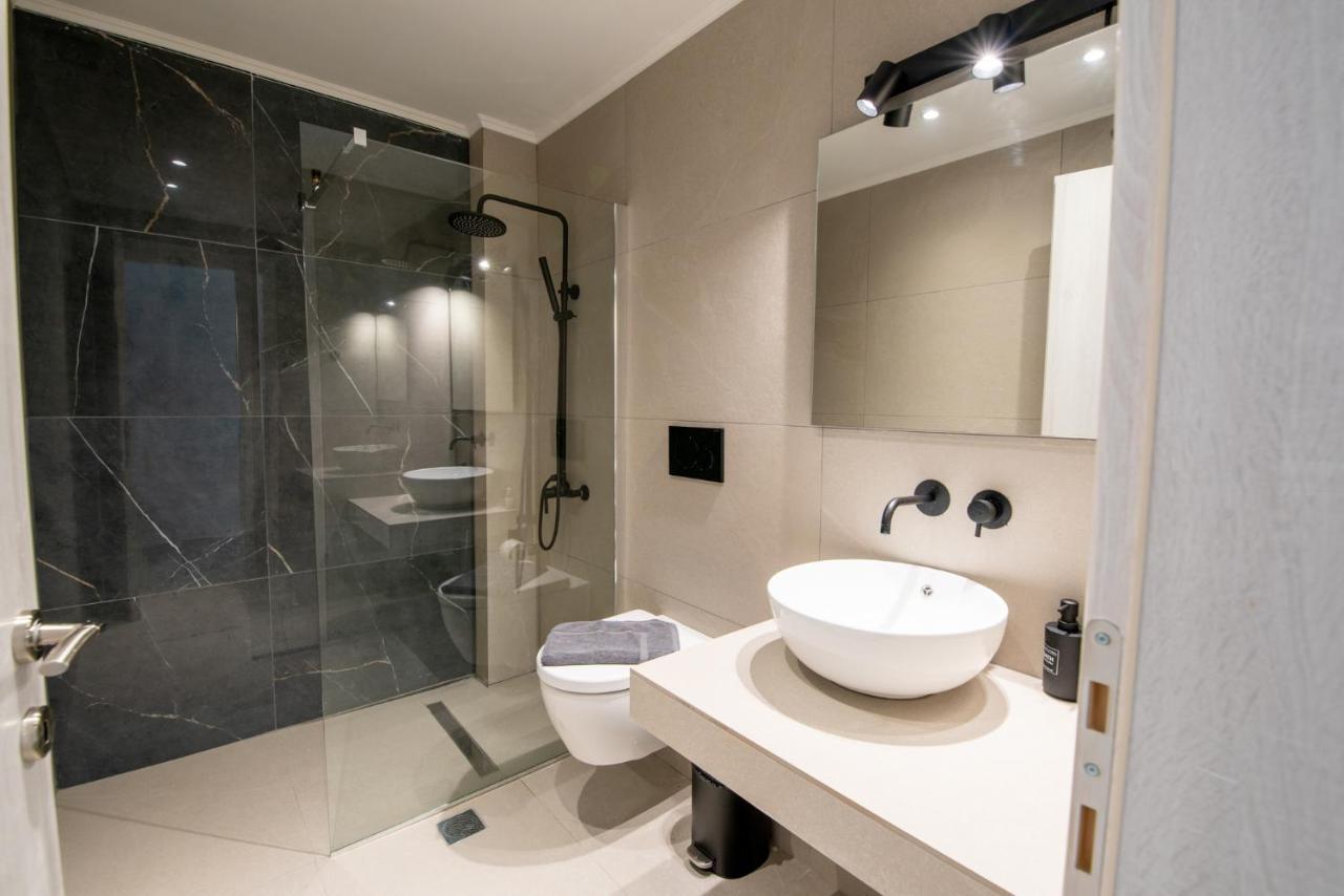 Ennea Suites-Light Suite Flámbouras エクステリア 写真