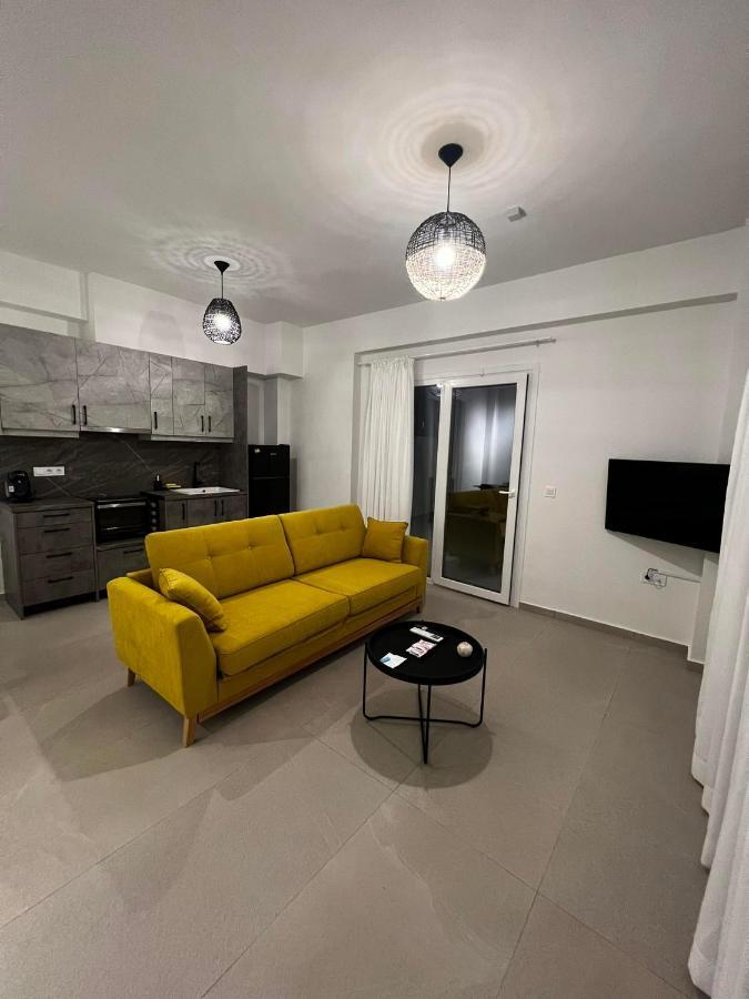 Ennea Suites-Light Suite Flámbouras エクステリア 写真